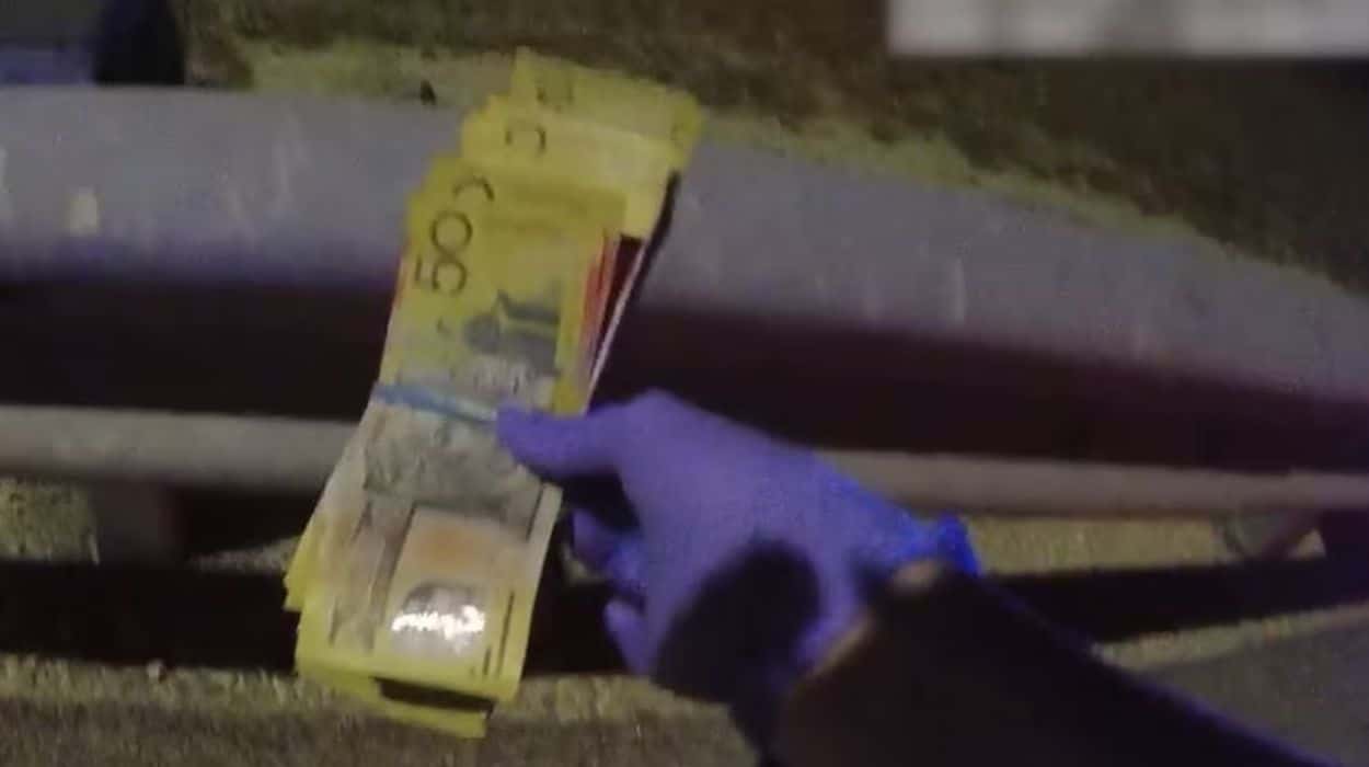 Someone made it rain on the Mitchell Freeway as $40k cash was briefly on the loose
